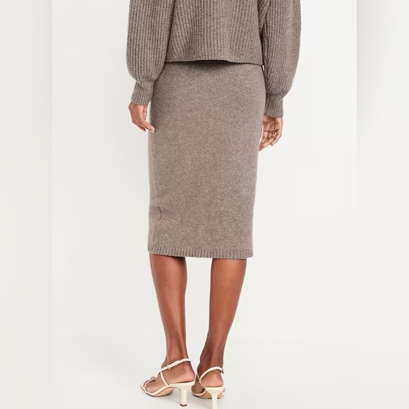 Bundle of NWT Old Navy Sweater Skirts - Picture 2 of 15